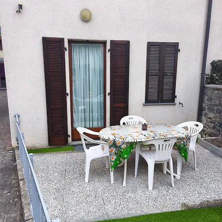 Apartmán Bernina Express Il Cuore Di Lara E Stefy Right In Front Of The Train Station, With Garden And Free Parking